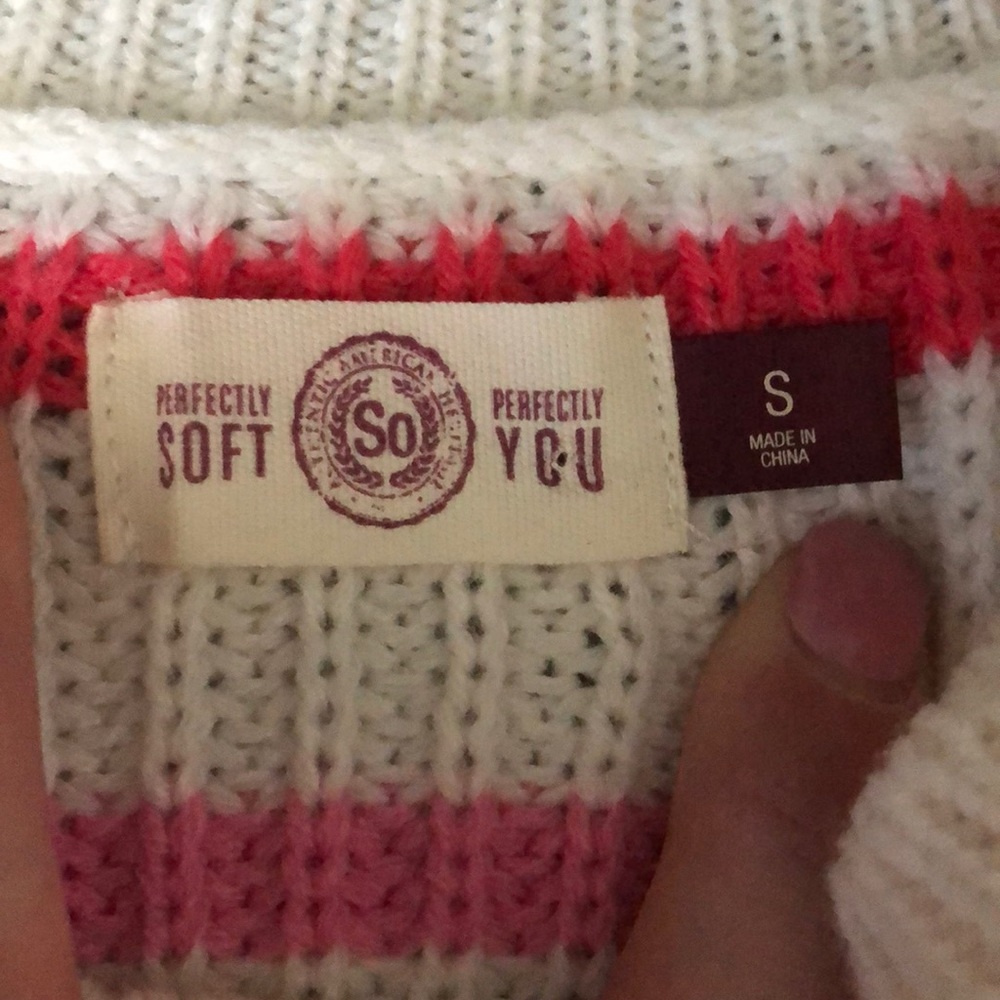Colorful sweater - Picture 3 of 3